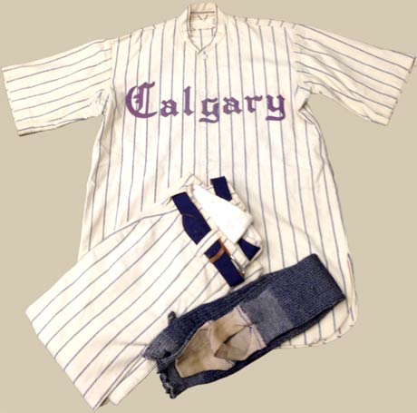 1914 Calgary uniform