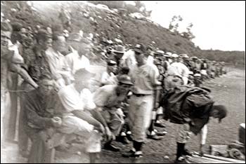 California Mohawks crowd