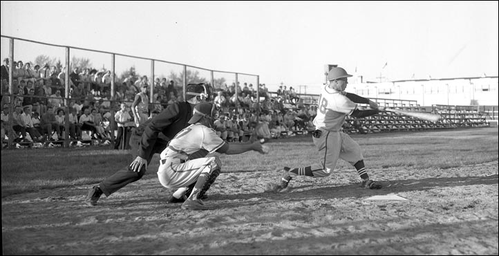 Marik at bat